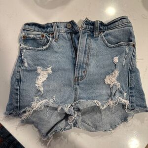 Abercrombie & Fitch High Ride Mom Shorts- Medium Destroy